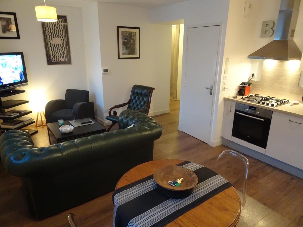Appartement Calme En Plein Centre Ville Granville Exteriör bild